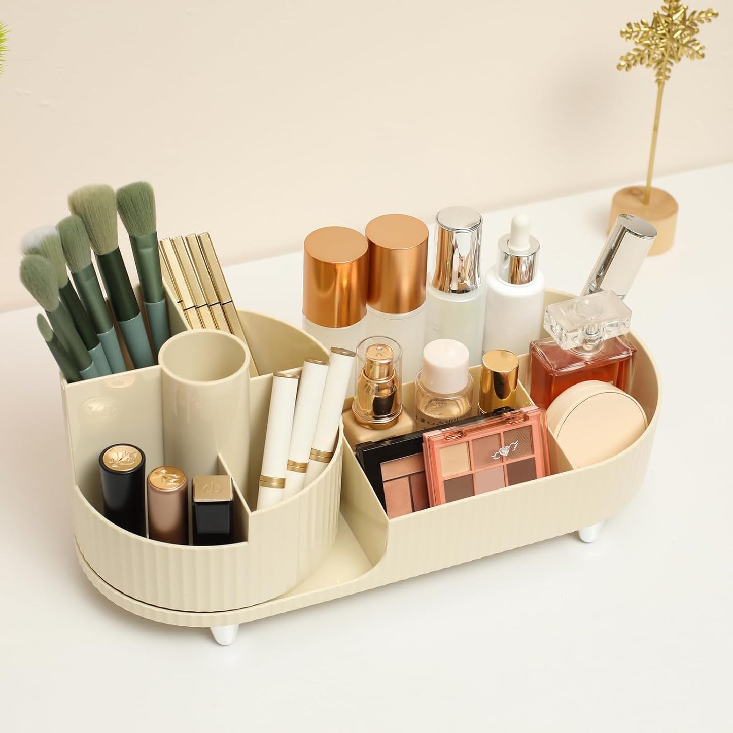 360° Luxe Beauty Carousel
